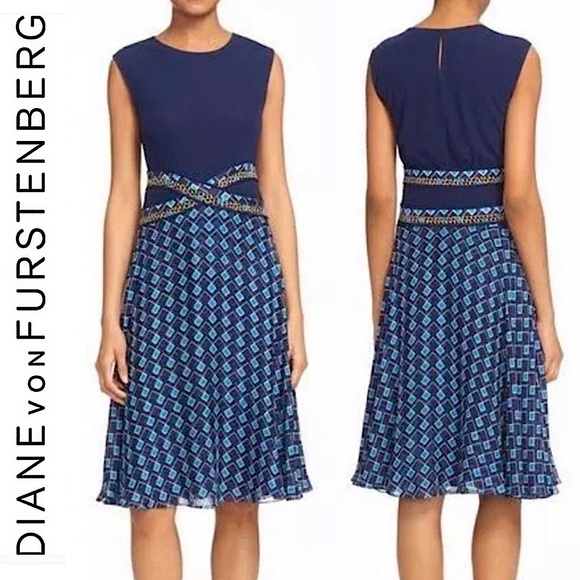 Diane Von Furstenberg Rosalie Mixed Media Silk Fit & Flare
Midi Dress Size 10 - Picture 1 of 16